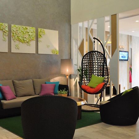 Champion Hotel Сингапур Екстериор снимка