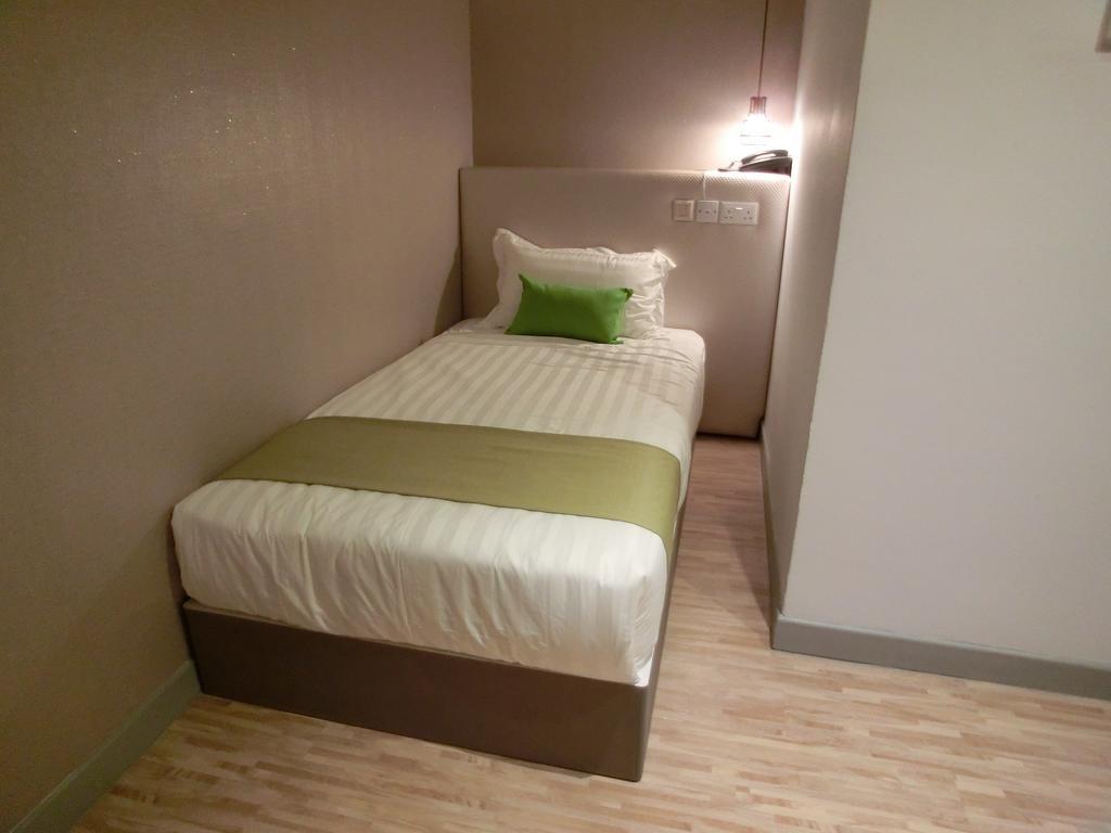 Champion Hotel Сингапур Стая снимка
